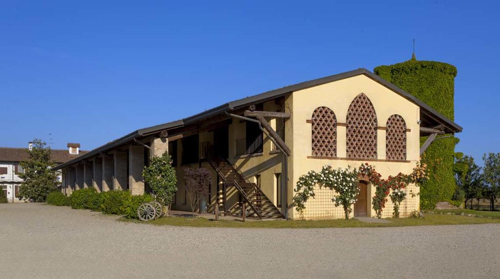 Agriturismo Cascina Marzana Hotel Pavia Luaran gambar